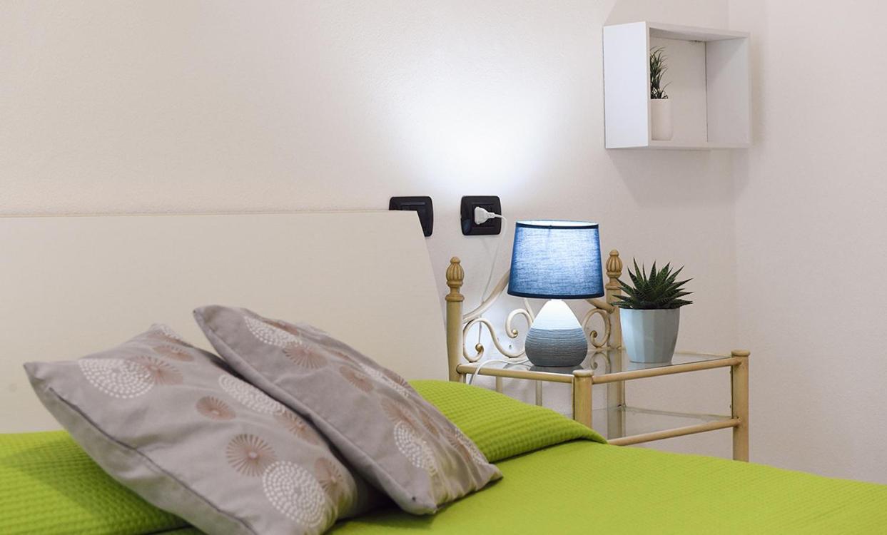 Апартаменти Kris87 A 5 Minuti Dal Porto Альгеро Екстер'єр фото